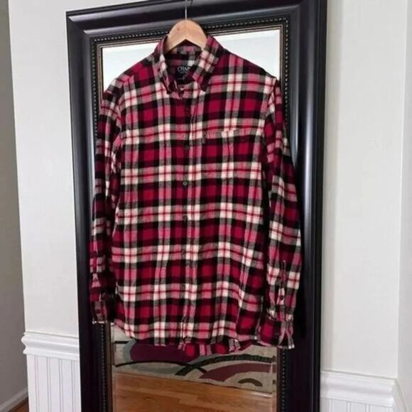 Chaps Red Plaid Flannel Button Down Shirt Men’s Medium - Picture 2 of 7